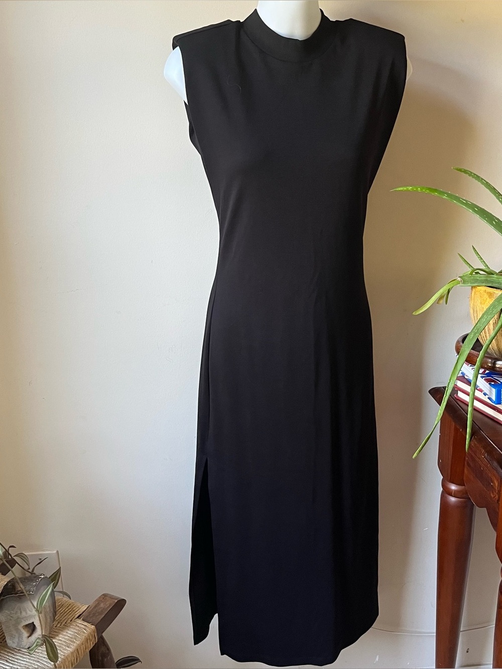 FIBFLX seasonless mock-neck midi dress black sleek minimalist size small